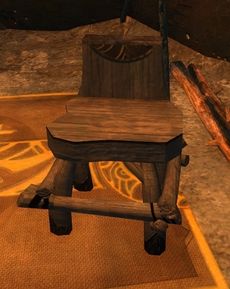 Jäger-Stuhl aus Holz.jpg